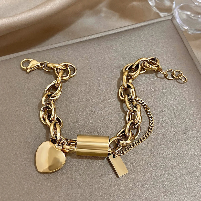 AlvaStockholm™ | Mysigt chunky armband i guld