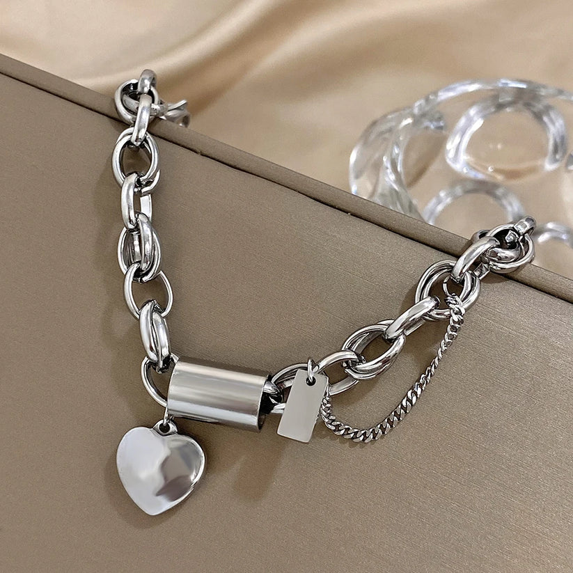 AlvaStockholm™ | Mysigt chunky armband i guld