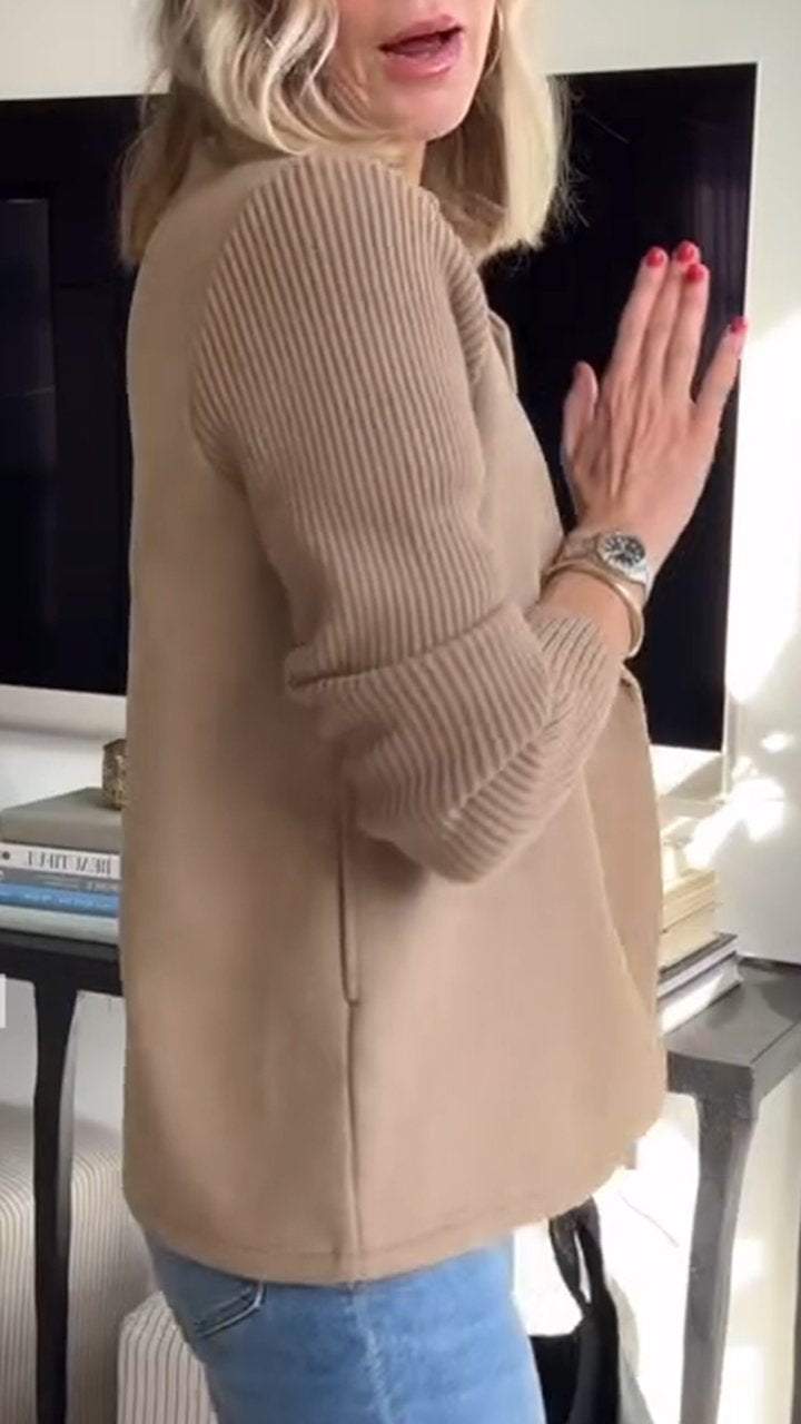 AlvaStockholm™ | Elegant Stickad Ärmlös Blazer
