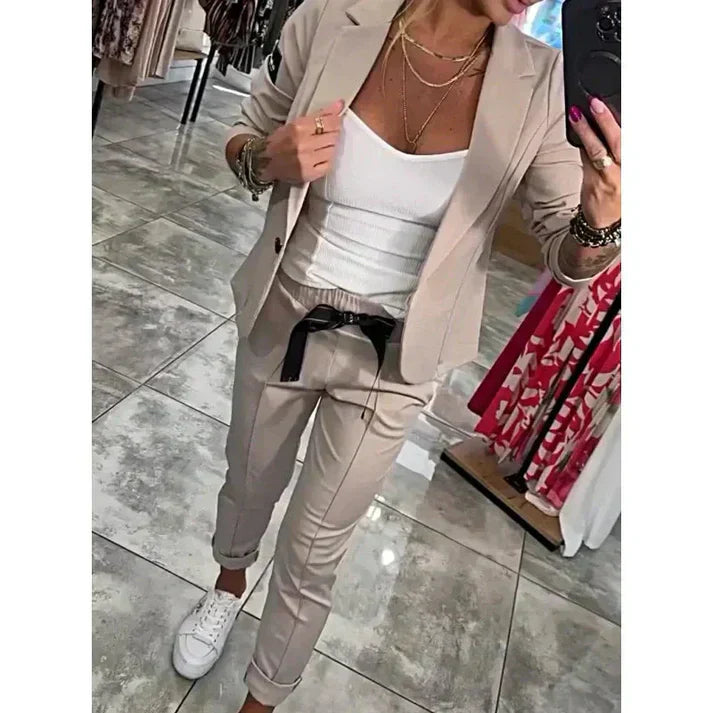 AlvaStockholm™ | Måttsytt Set med Mjuk Blazer och Lätta Joggingbyxor