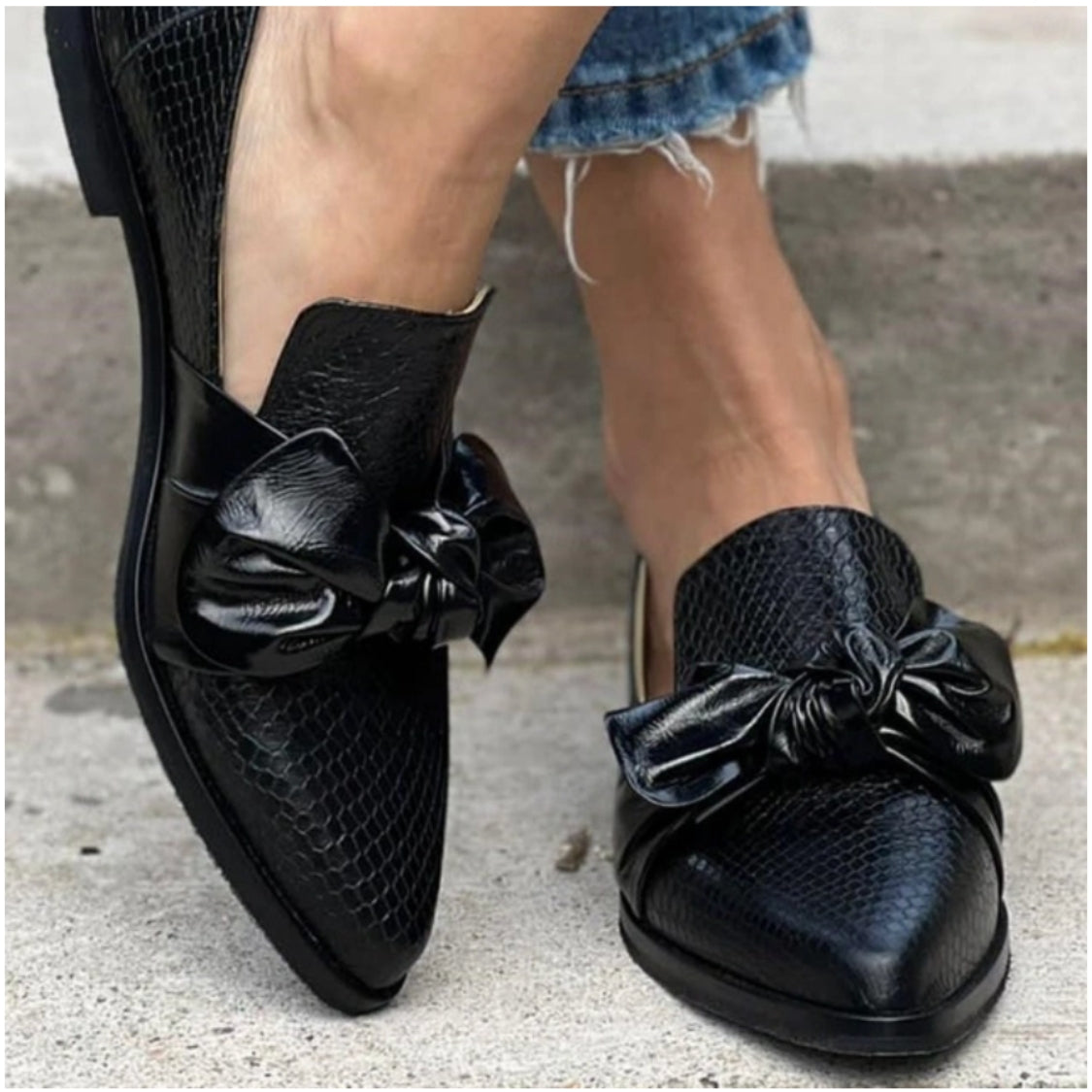AlvaStockholm™ | Loafers med Slipsdetalj