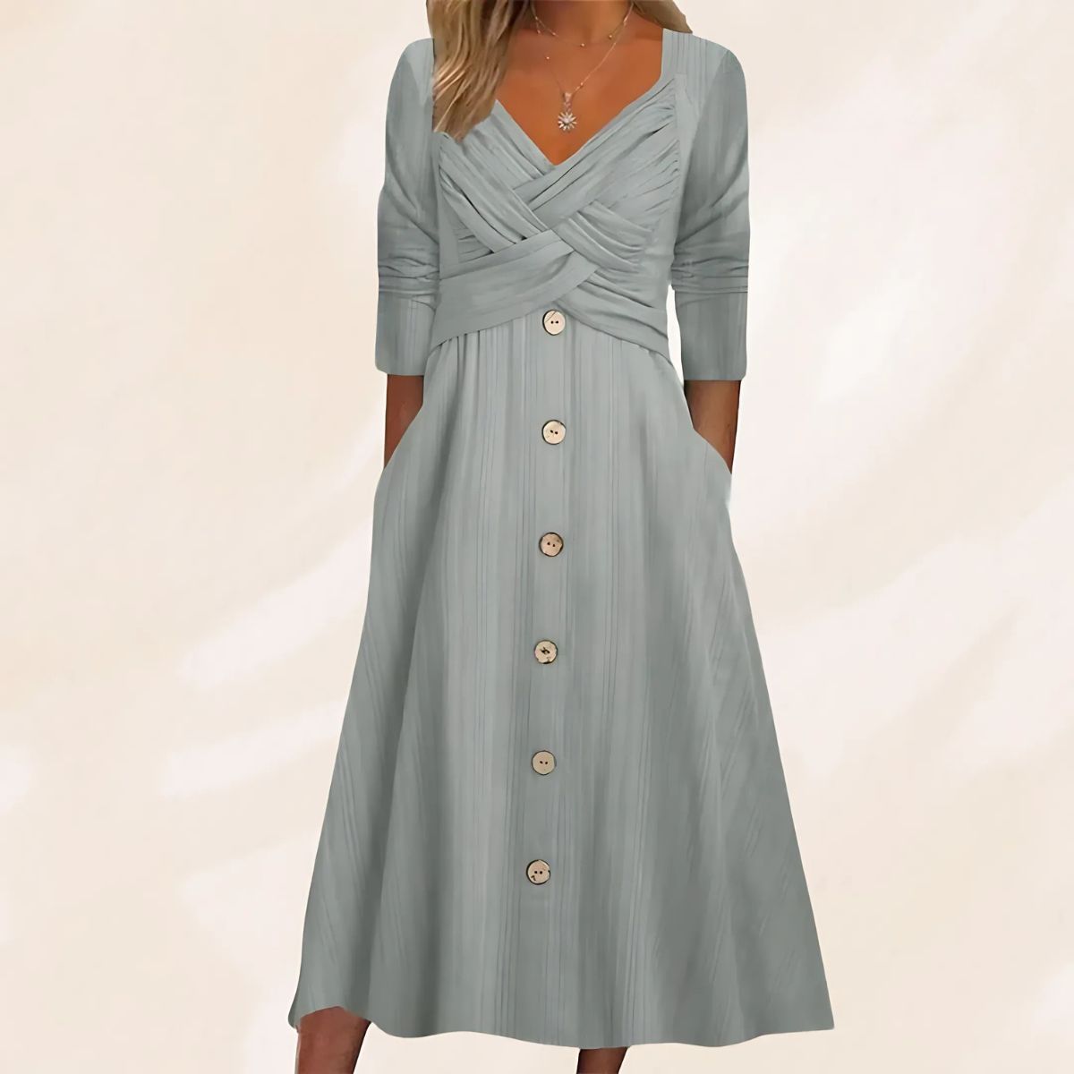 Elina™ | Elegant och Smickrande Klänning