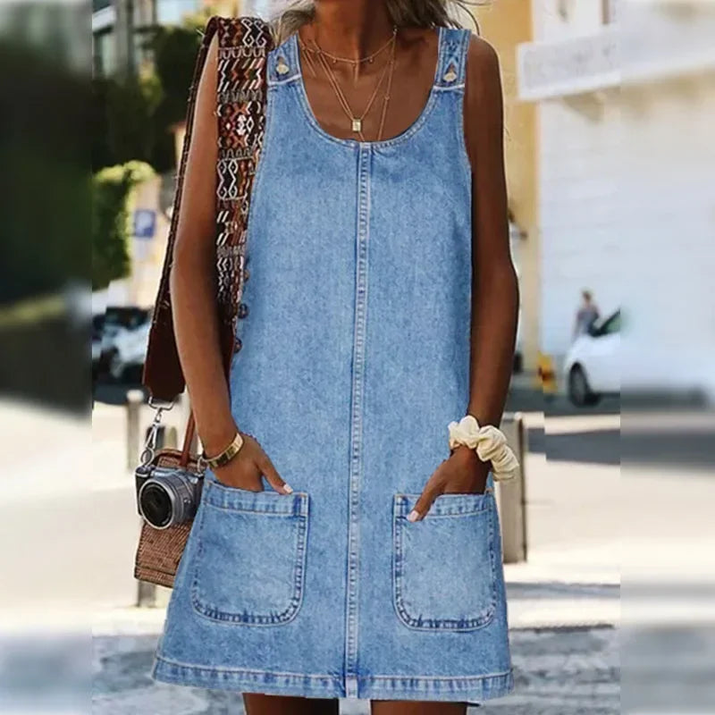 AlvaStockholm™ | Praktisk och Lätt Denim Sommarklänning
